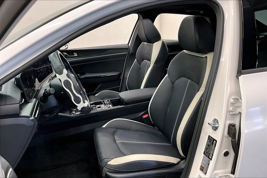 Used 2025 Kia K5 GT-Line w/ GT-Line Premium Package FWD image 21