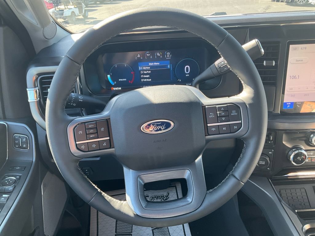 New 2026 Ford F250 Lariat w/ Black Appearance Package image 22