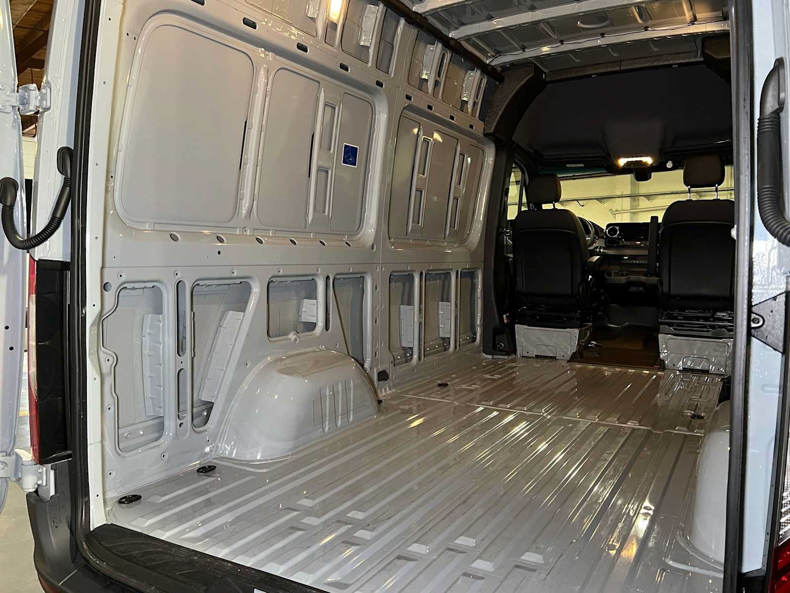 Used 2026 Mercedes-Benz Sprinter 2500 image 20