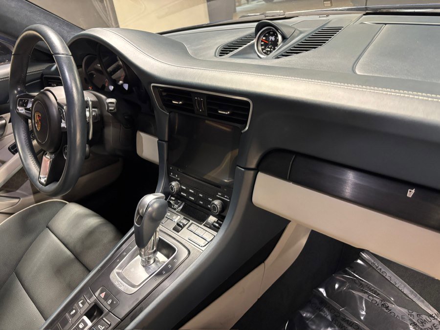 Used 2019 Porsche 911 Carrera GTS image 26