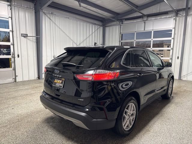 Used 2024 Ford Edge SEL image 20