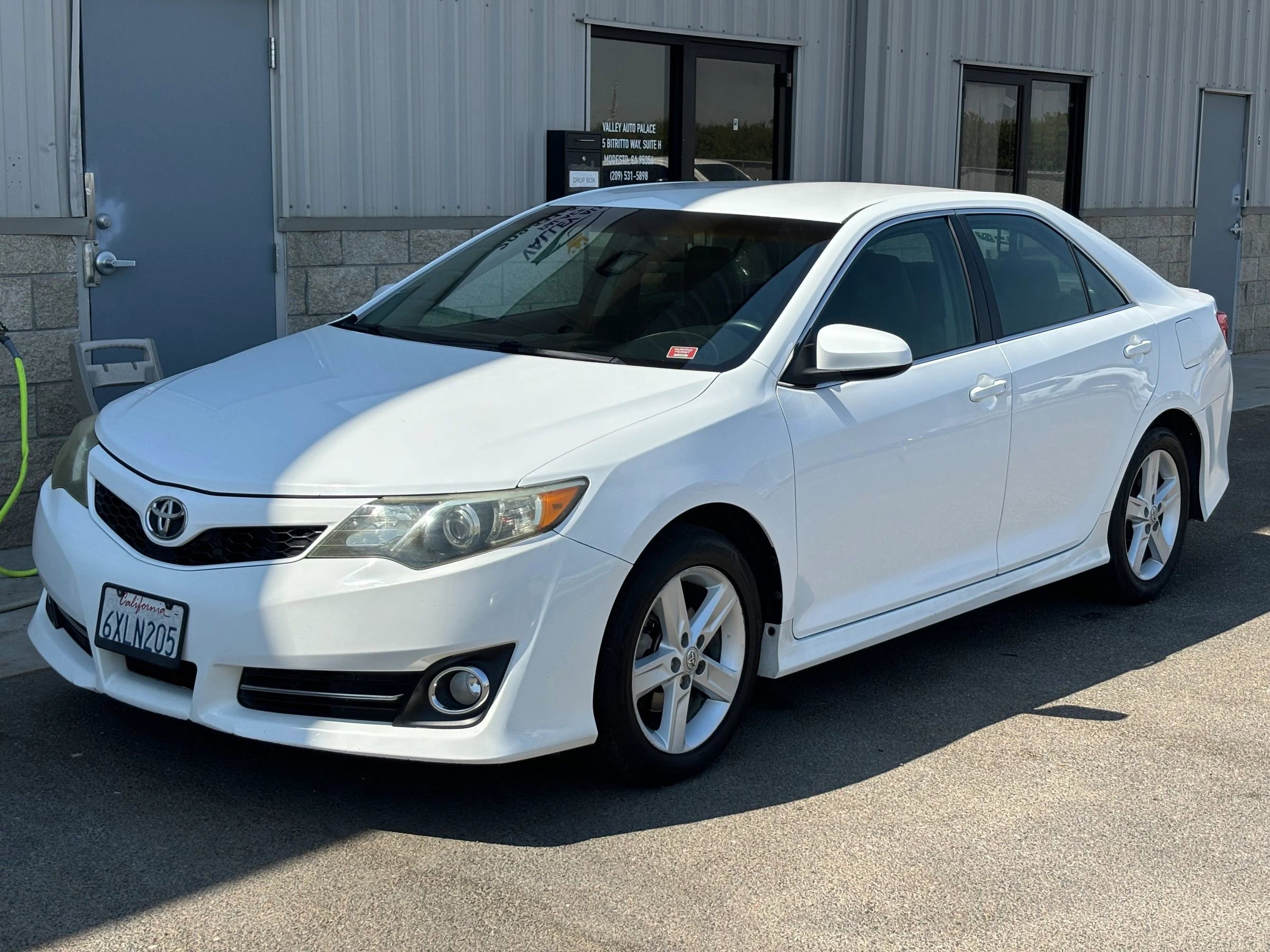 Used 2012 Toyota Camry SE image 7