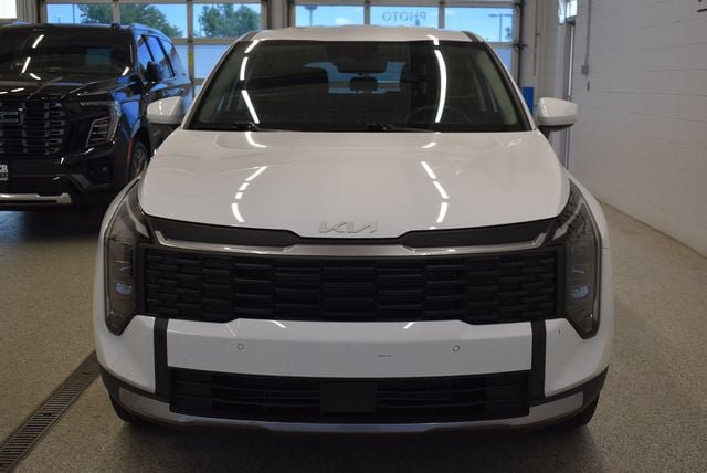 Used 2026 Kia Sportage LX AWD/4WD image 3
