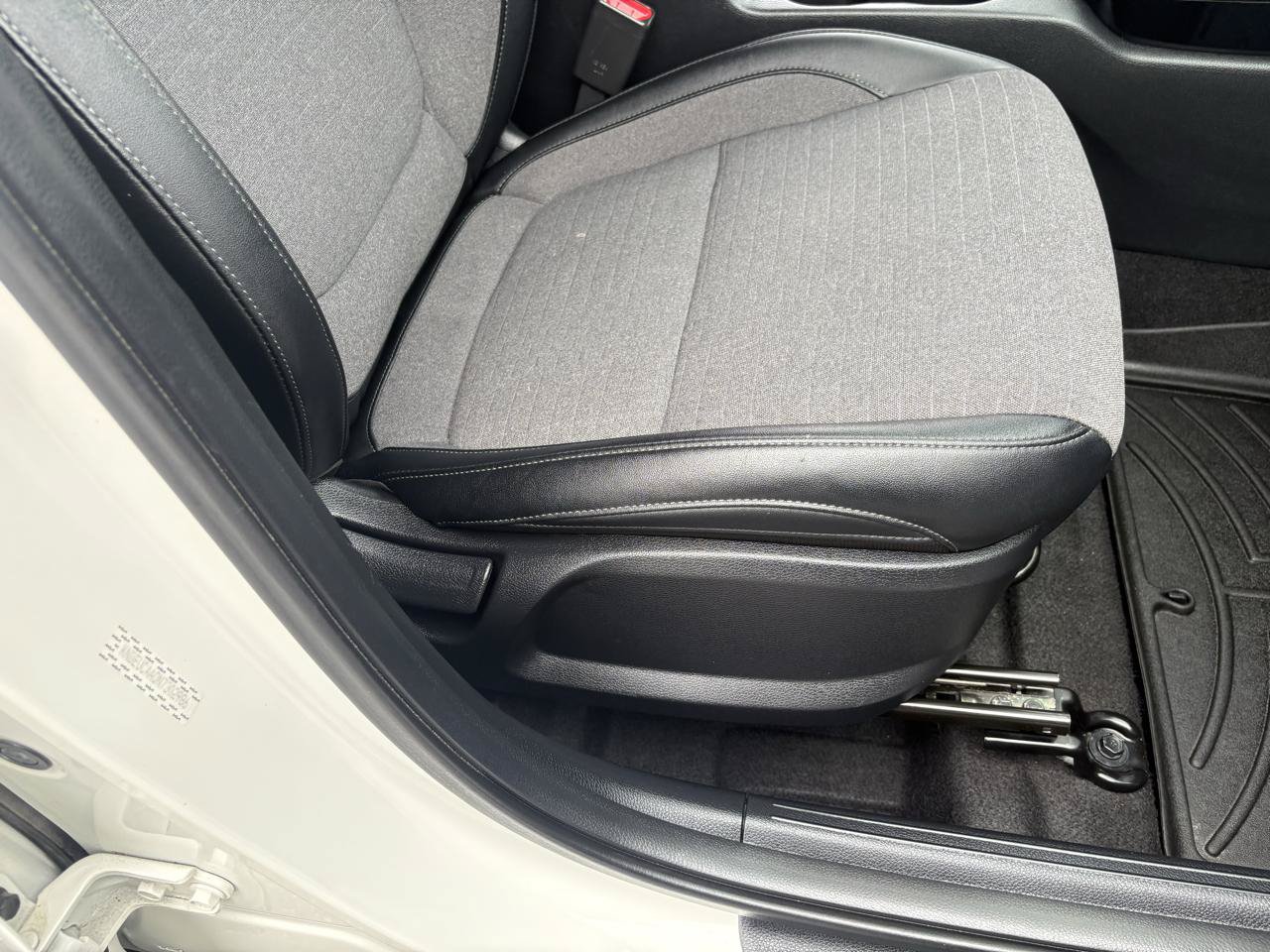Used 2022 Kia Seltos S AWD/4WD image 42