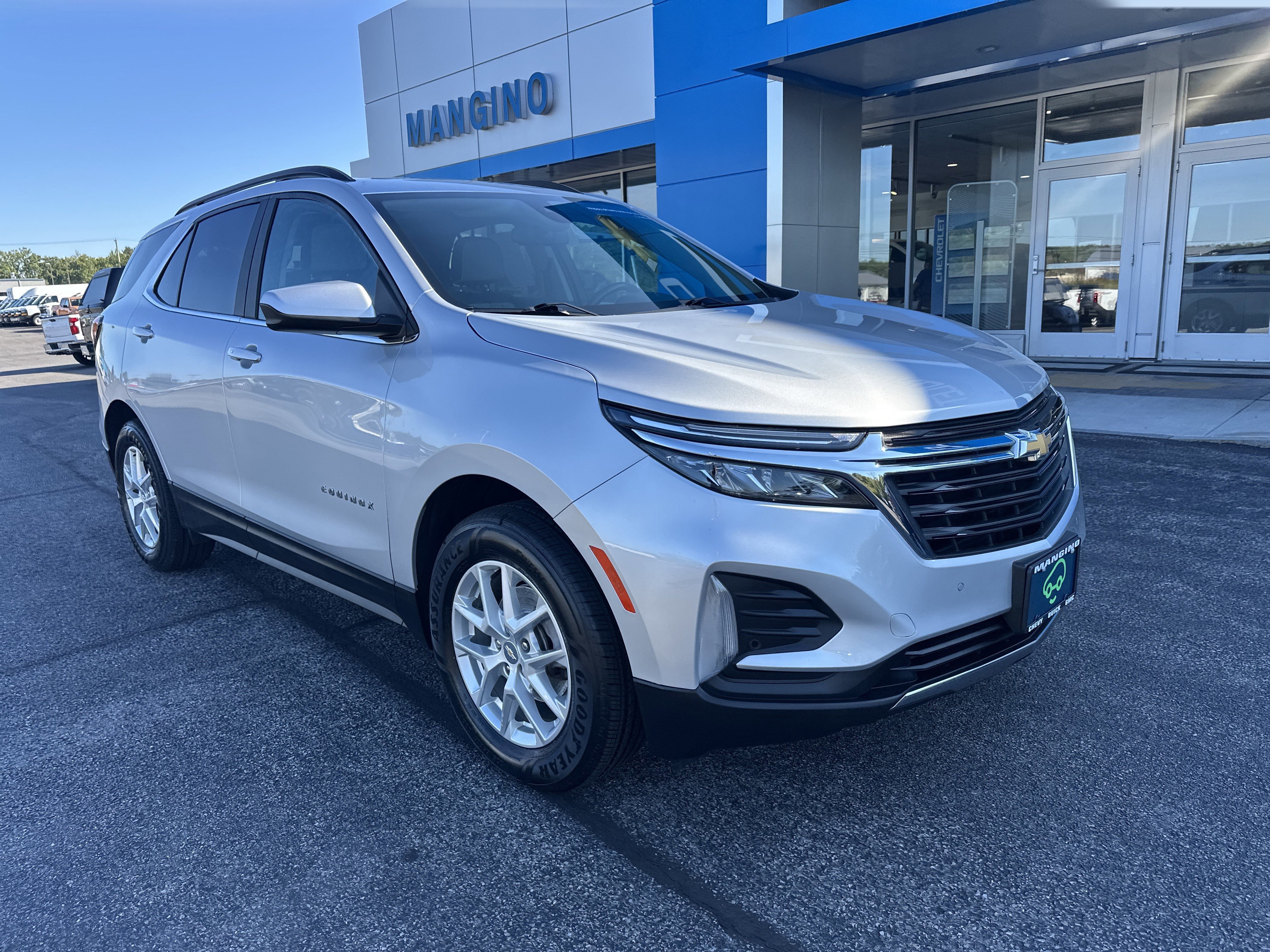 Certified 2022 Chevrolet Equinox LT image 2
