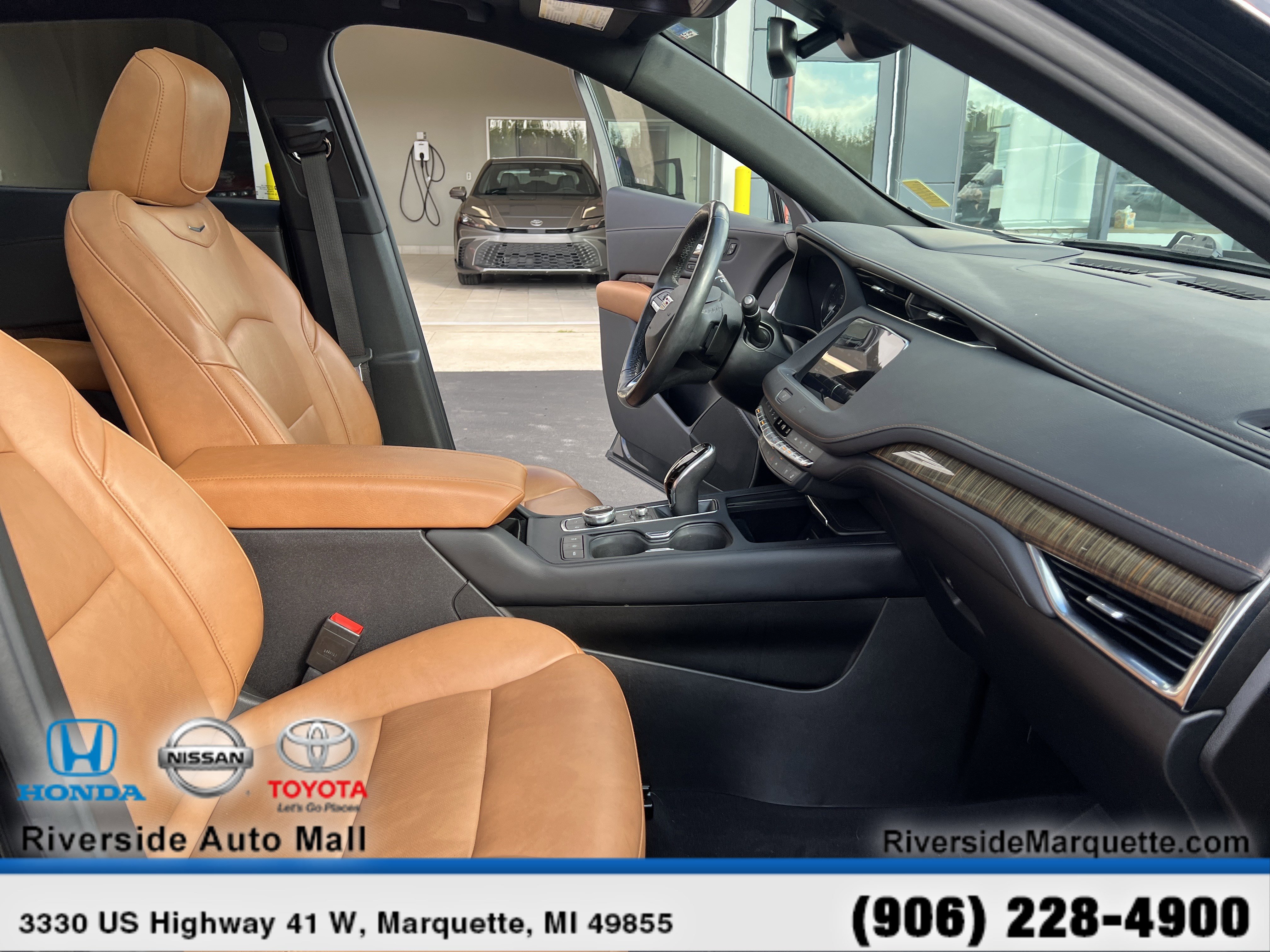 Used 2021 Cadillac XT4 Premium Luxury image 26