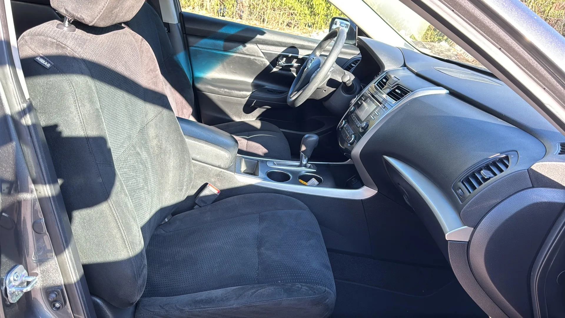 Used 2015 Nissan Altima 2.5 S w/ Special Edition Package image 12