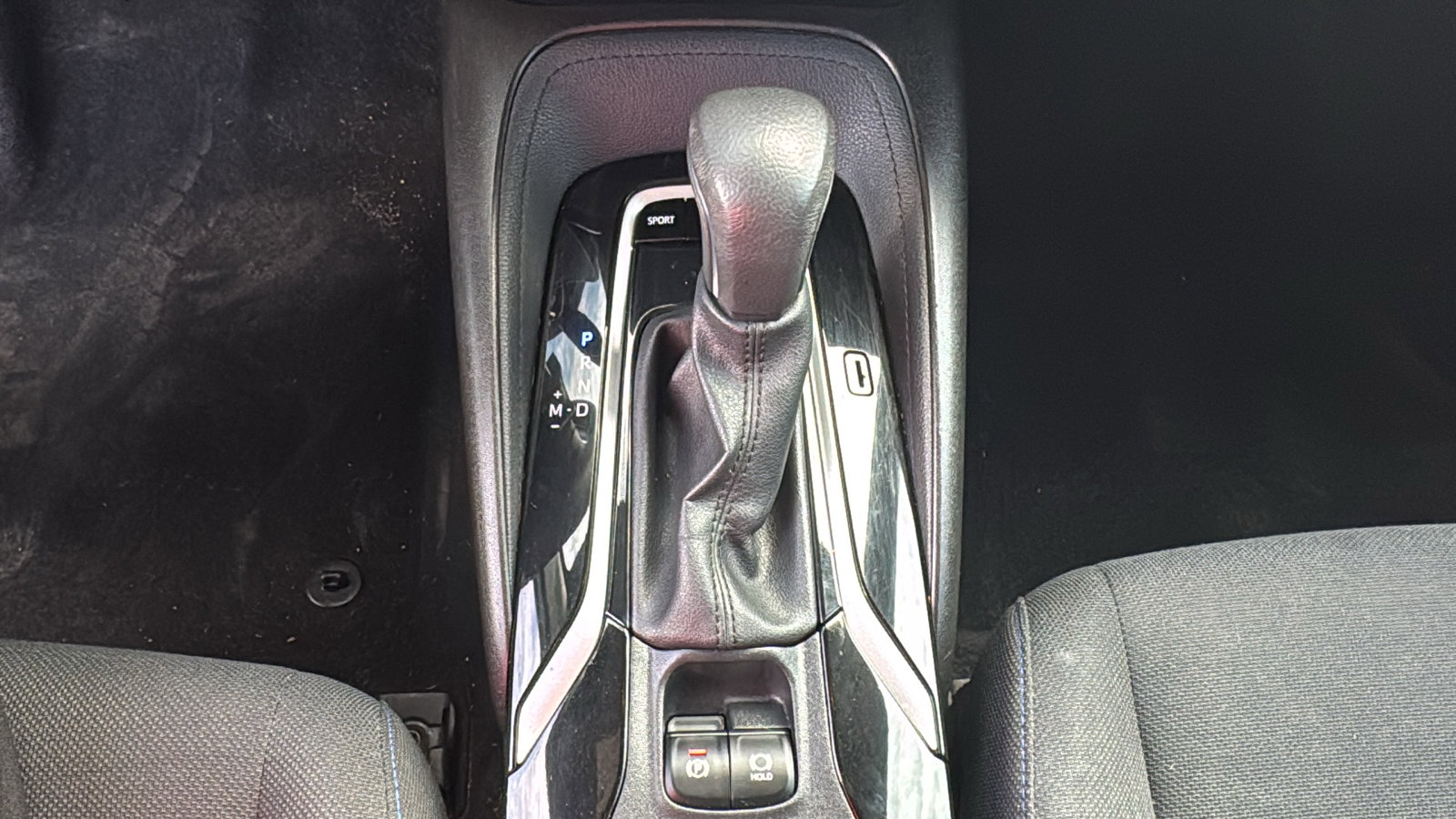 Used 2020 Toyota Corolla SE image 18