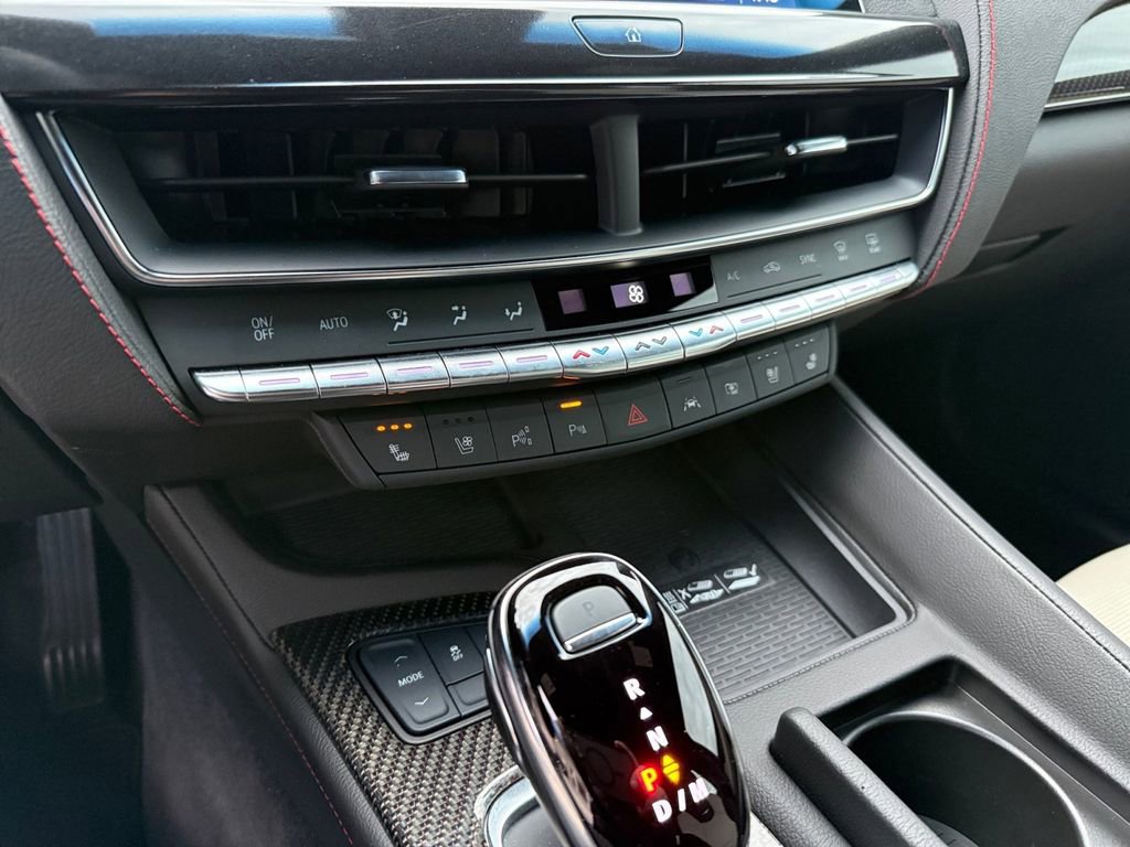 Used 2024 Cadillac CT5 V w/ Premium Package image 19