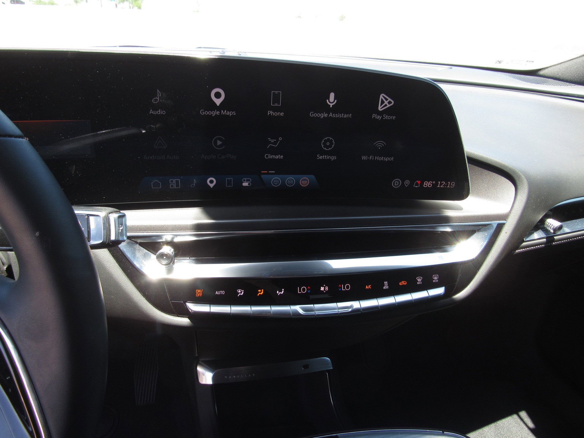 Used 2024 Cadillac Lyriq Tech RWD image 18