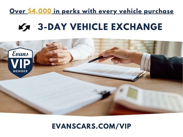 Certified 2025 Volkswagen Taos SE image 6