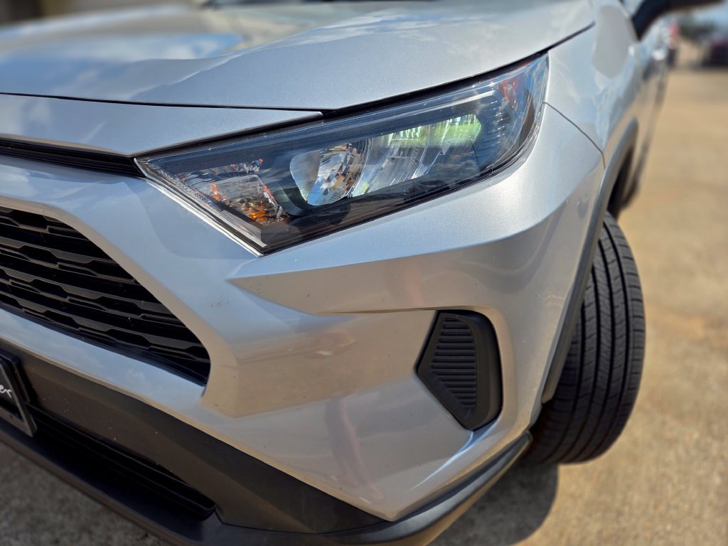 Used 2022 Toyota RAV4 LE FWD image 30