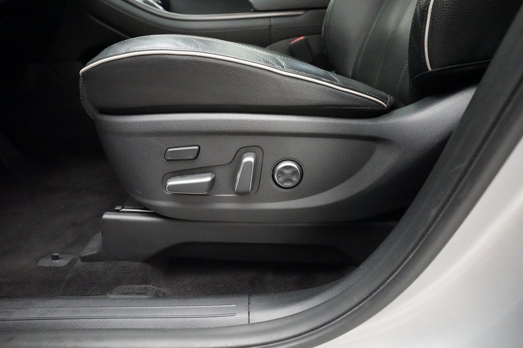 Used 2024 Hyundai Palisade Limited image 29