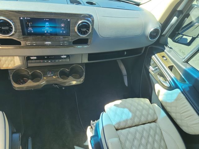 Used 2021 Mercedes-Benz Sprinter 144 Cargo image 20