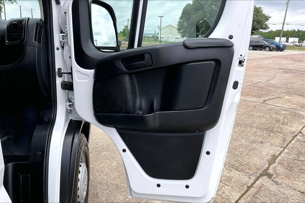 Used 2025 RAM ProMaster 2500 w/ Convenience Group FWD image 25