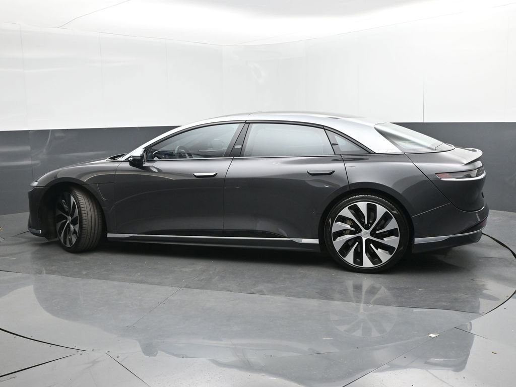 Used 2022 Lucid Air Grand Touring image 3