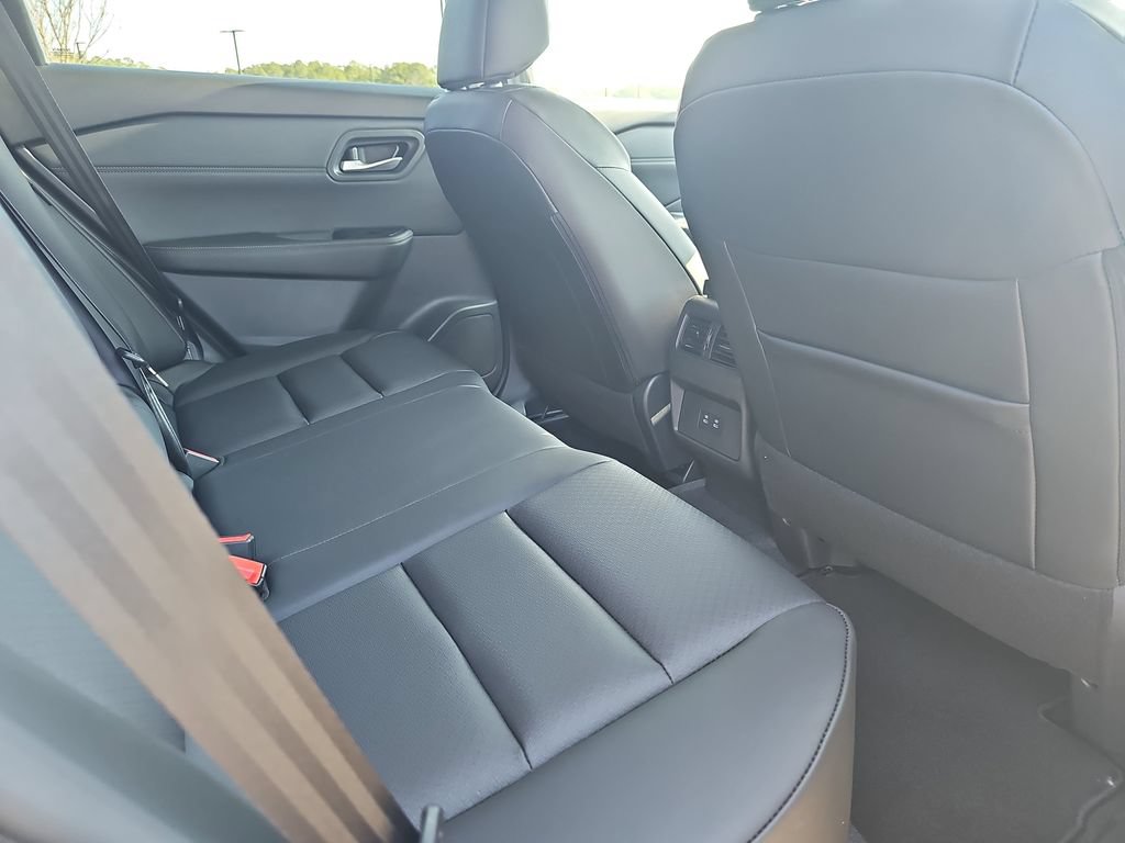 New 2026 Nissan Rogue Dark Armor FWD image 14