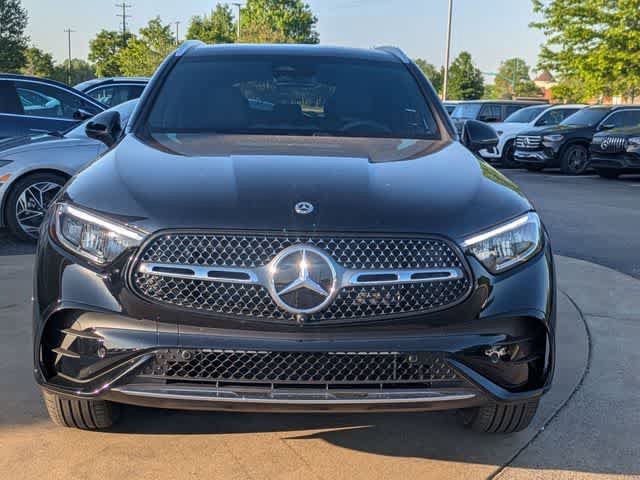 Used 2026 Mercedes-Benz GLC 300 image 4