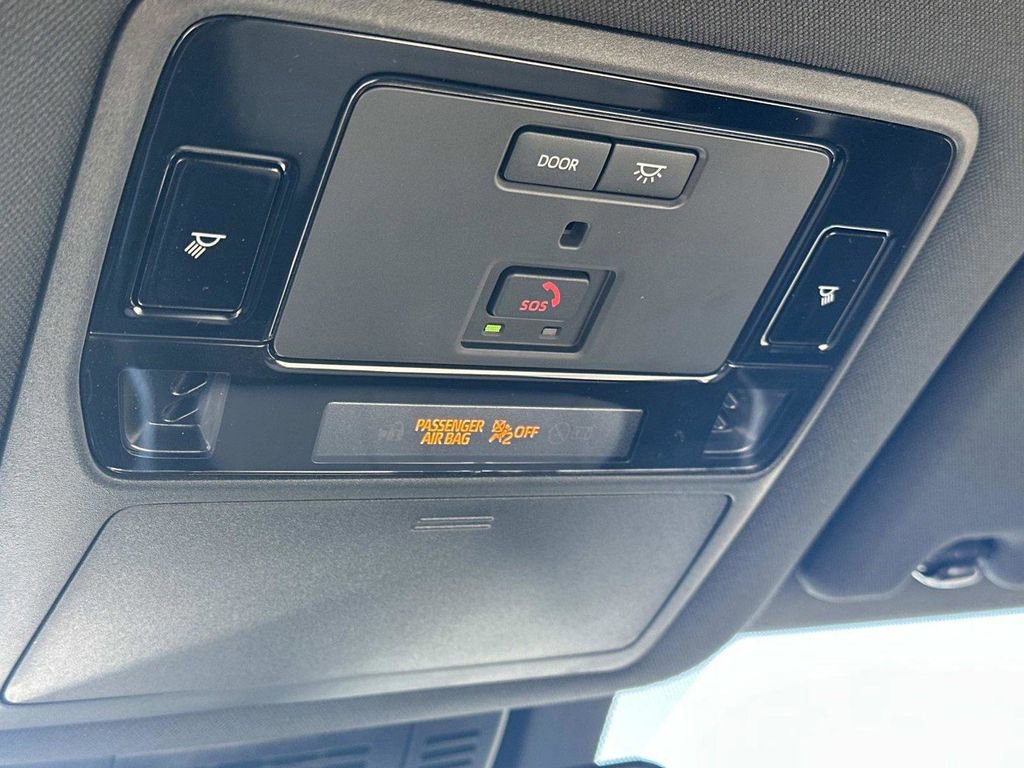 New 2026 Lexus TX 500h AWD image 25