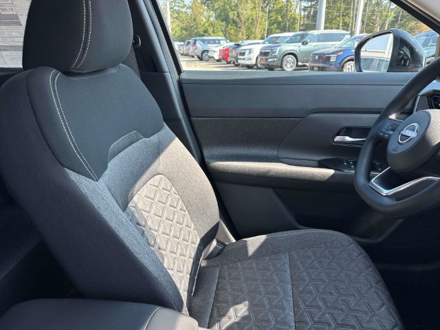 New 2027 Nissan Kicks SV AWD/4WD image 12