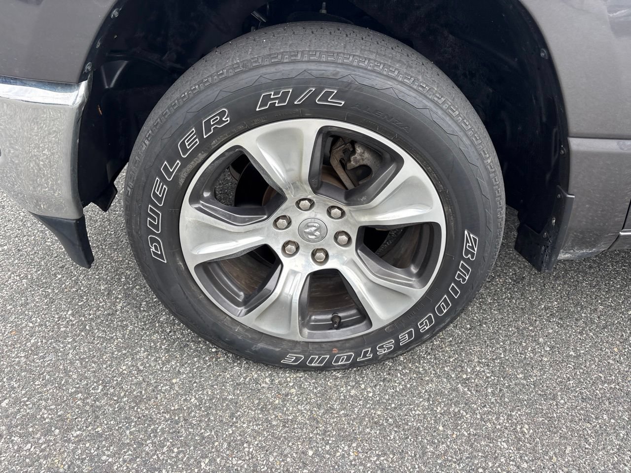 Used 2023 RAM 1500 Laramie AWD/4WD image 12