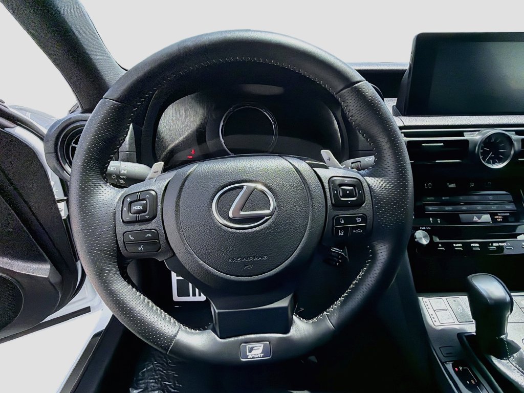 Used 2025 Lexus IS 350 F Sport RWD image 10