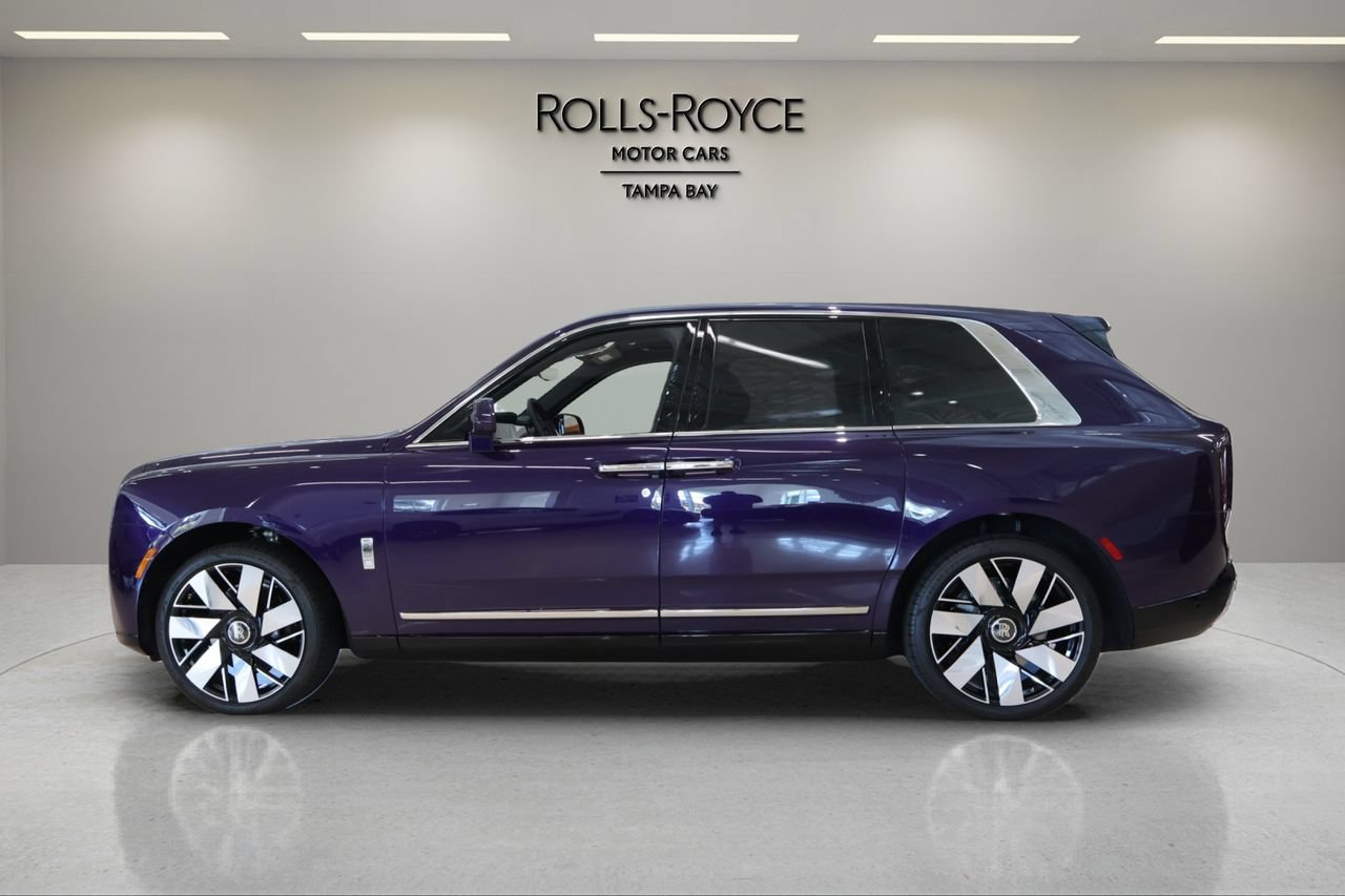 New 2026 Rolls-Royce Cullinan AWD/4WD image 3