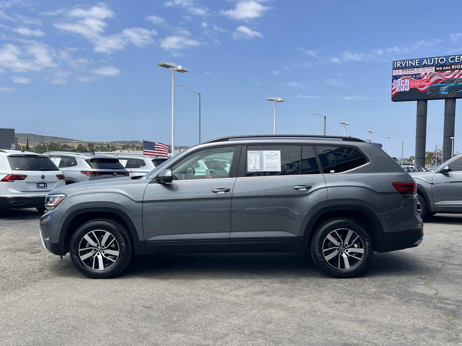 Certified 2022 Volkswagen Atlas SE AWD/4WD image 2