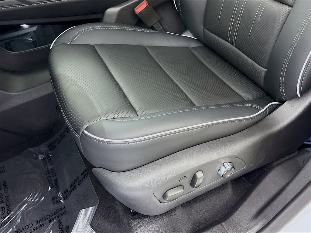 New 2026 Buick Enclave Avenir image 19
