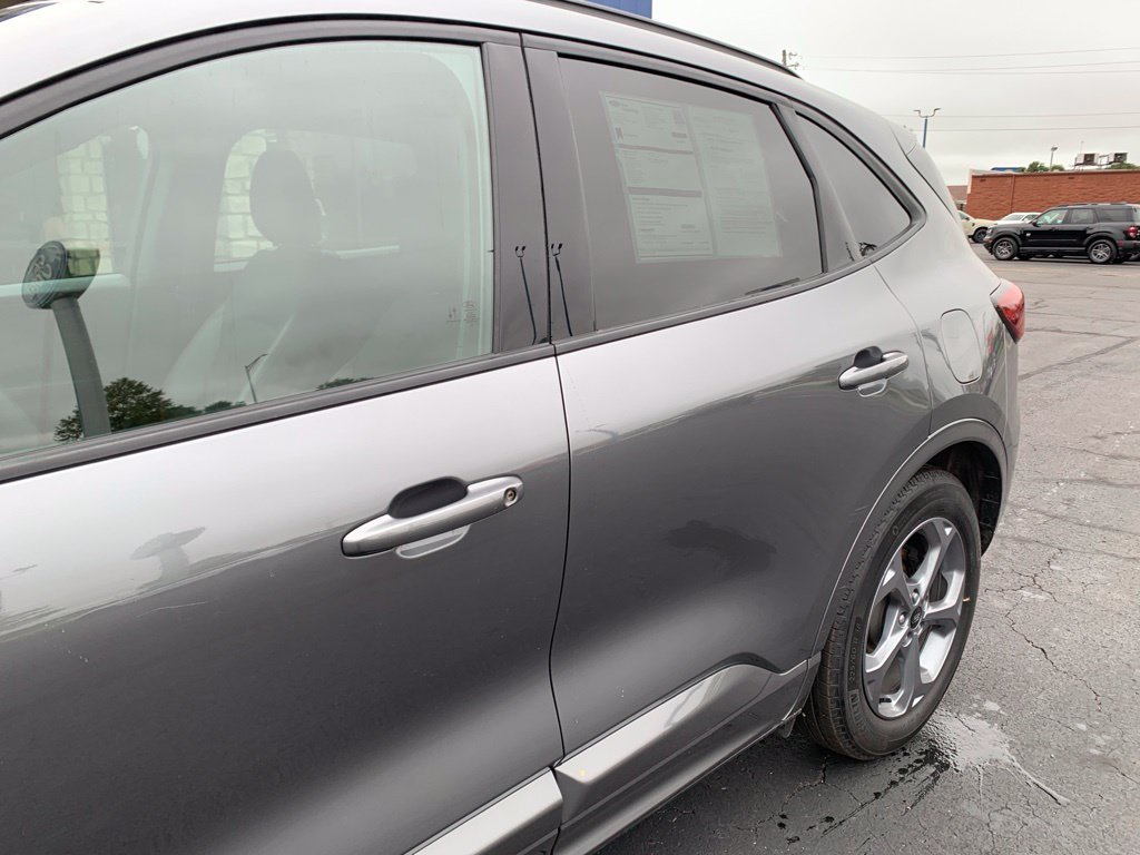Certified 2023 Ford Escape ST-Line w/ Tech Pack #1 FWD image 13