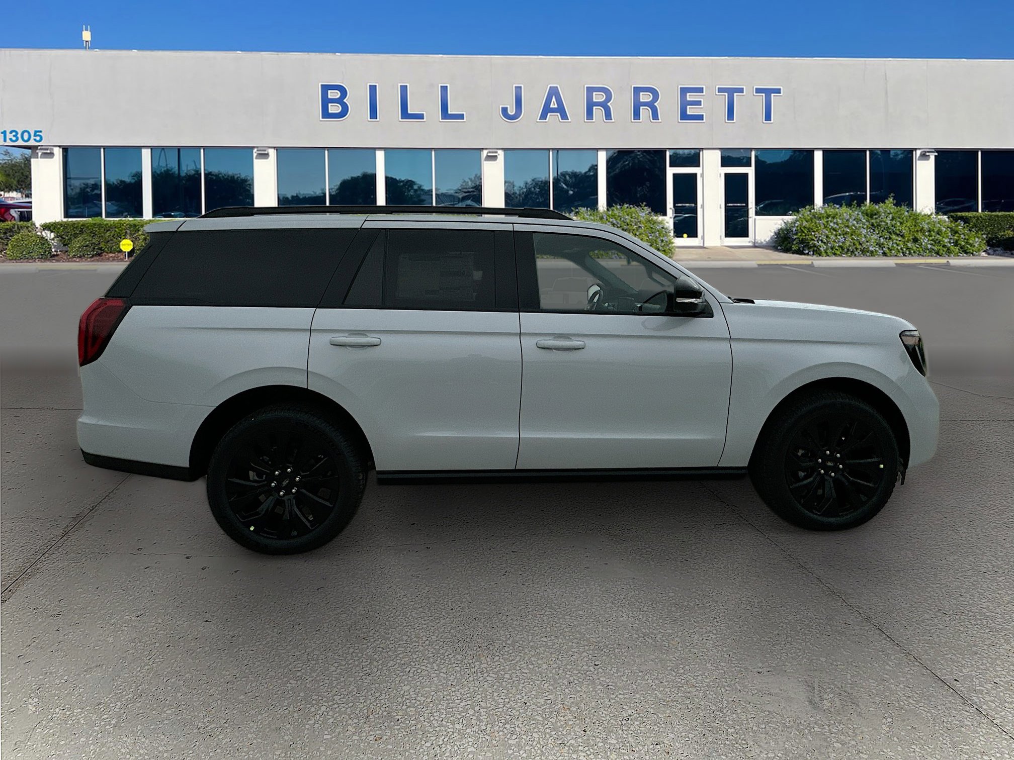 New 2025 Ford Expedition Platinum w/ Stealth Appearance Package image 3