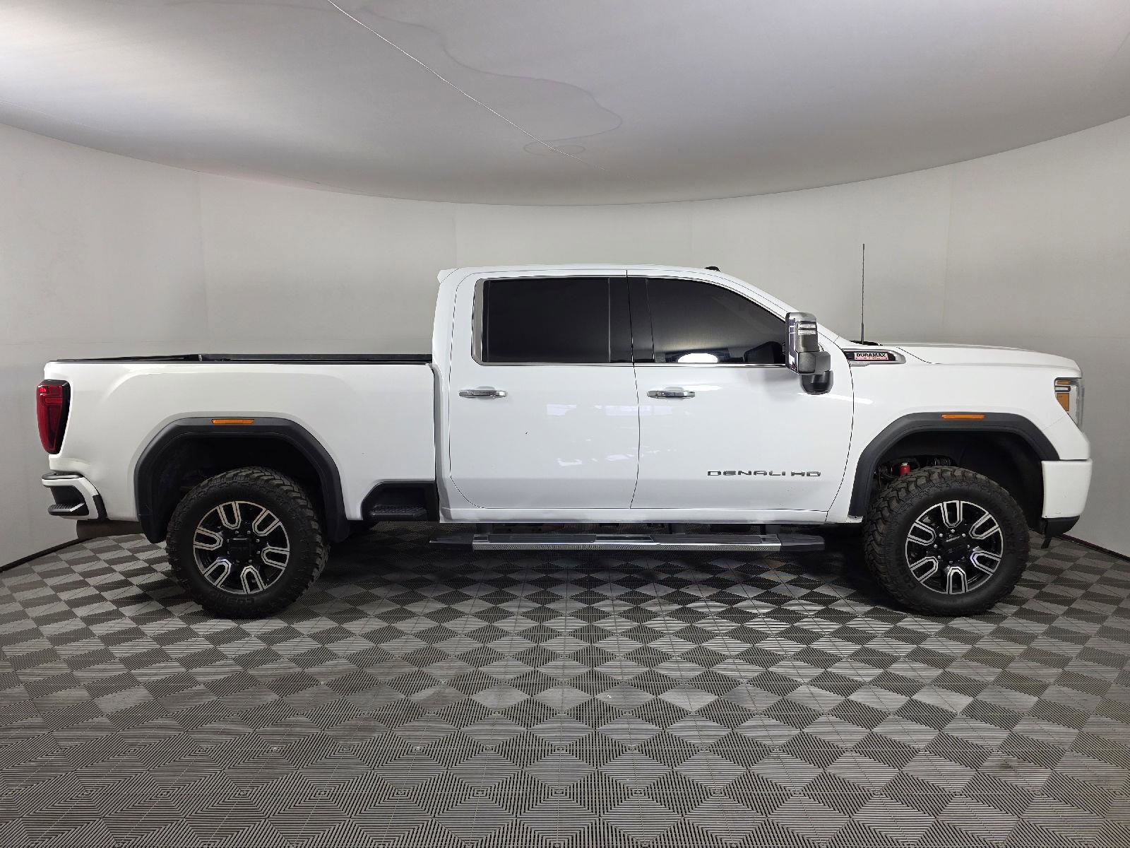 Used 2020 GMC Sierra 2500 Denali w/ Denali Ultimate Package image 11