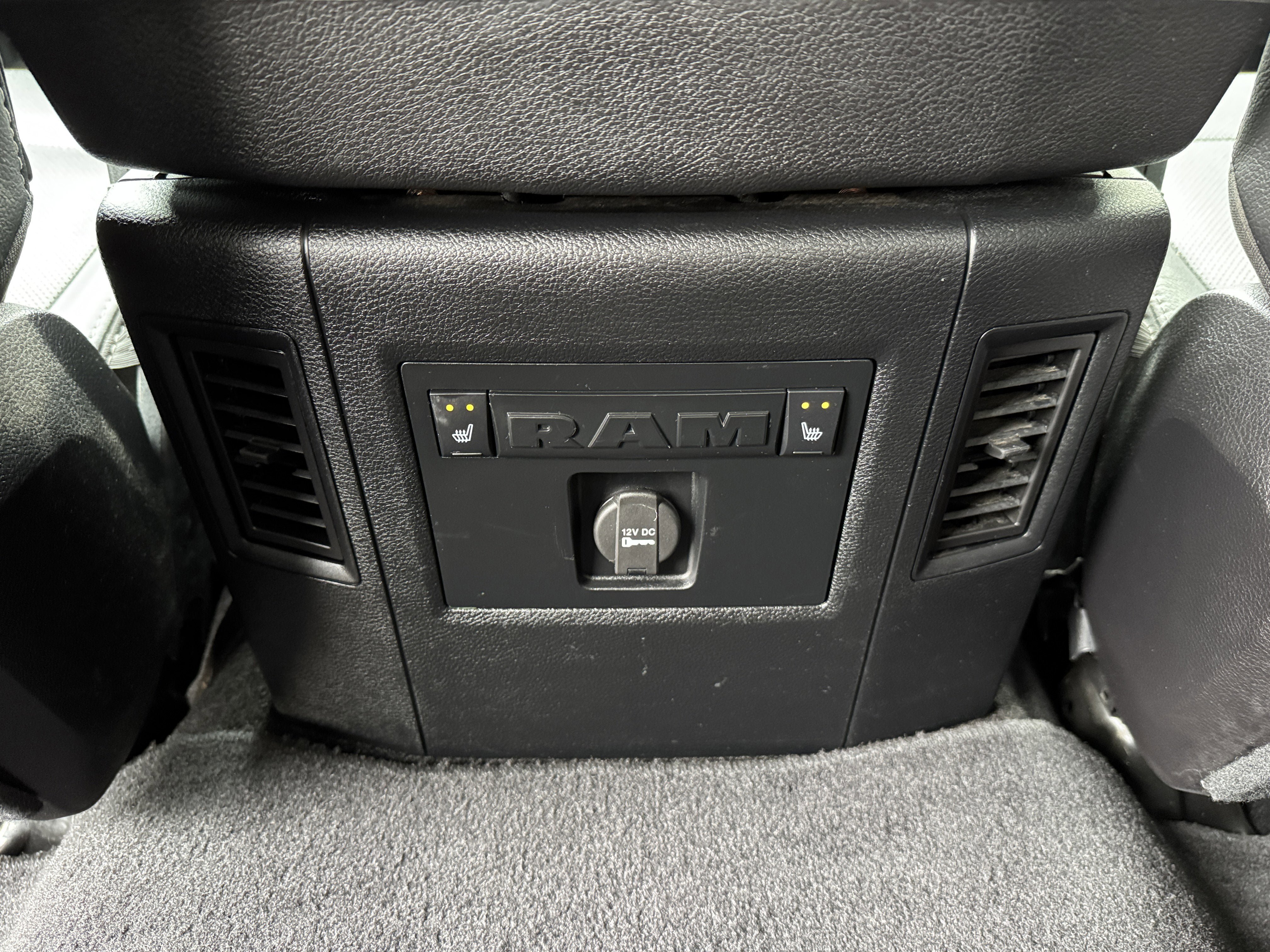 Used 2016 RAM 3500 Laramie w/ Snow Chief Group image 37