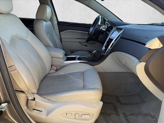 Used 2016 Cadillac SRX Luxury w/ Driver Awareness Package image 11