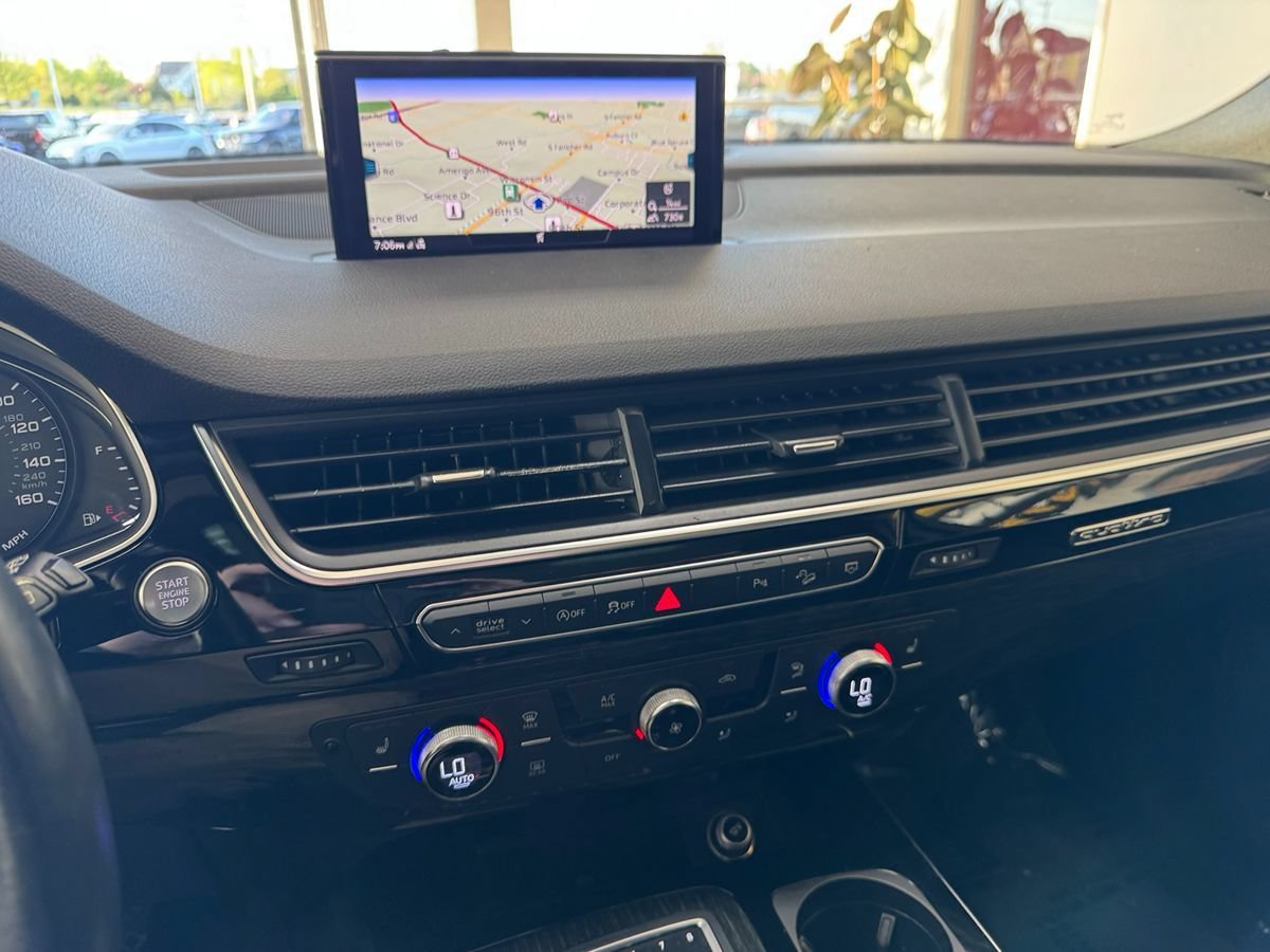Used 2018 Audi Q7 3.0T Premium AWD/4WD image 21