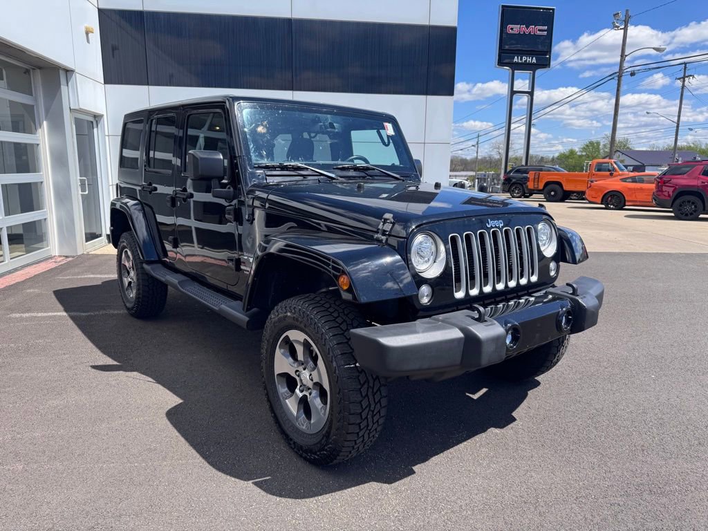 Used 2017 Jeep Wrangler Unlimited Sahara w/ Connectivity Group image 6