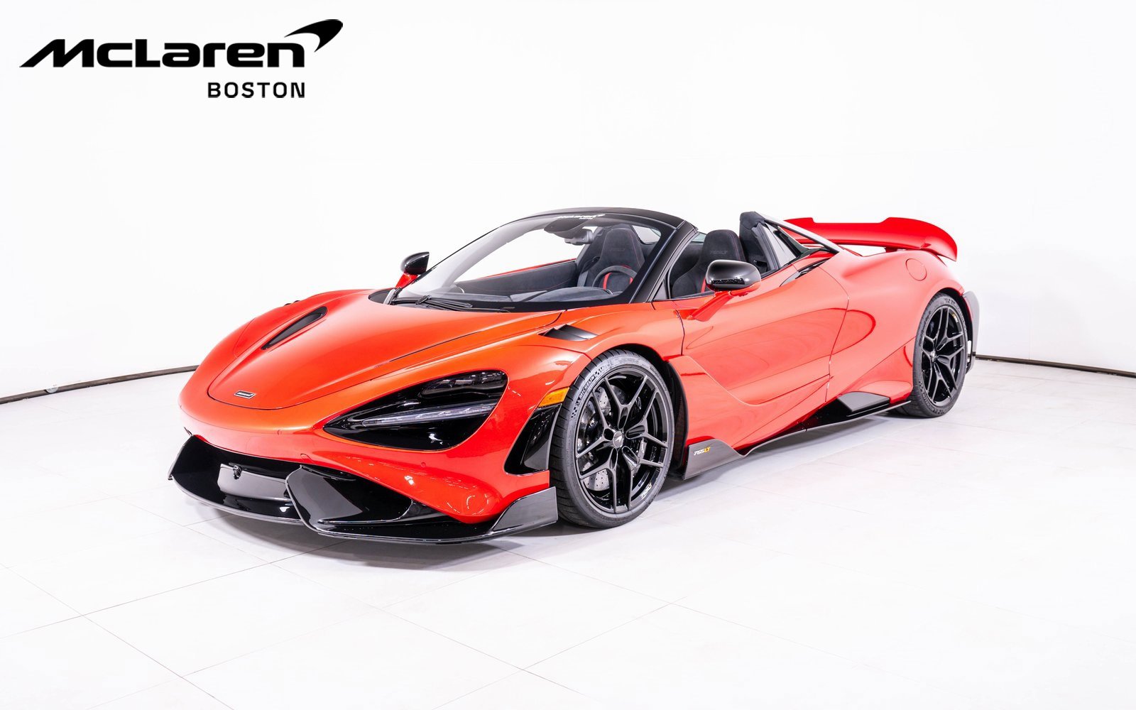 Used 2022 McLaren 765LT image 1