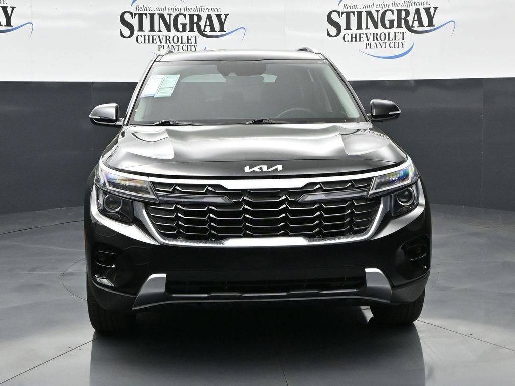 Used 2024 Kia Seltos S image 2