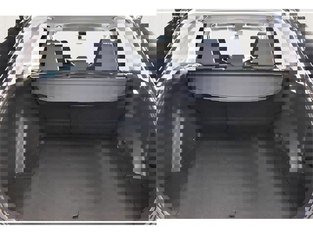 Used 2025 Toyota RAV4 XLE w/ Convenience Package image 18