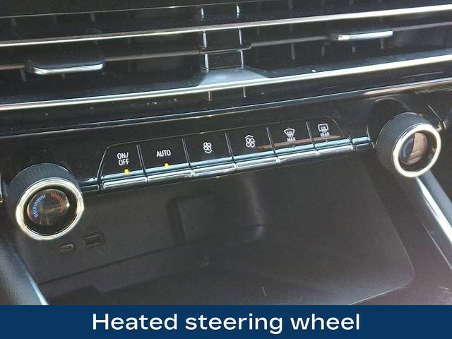 Used 2024 Chevrolet Traverse Z71 AWD/4WD image 14