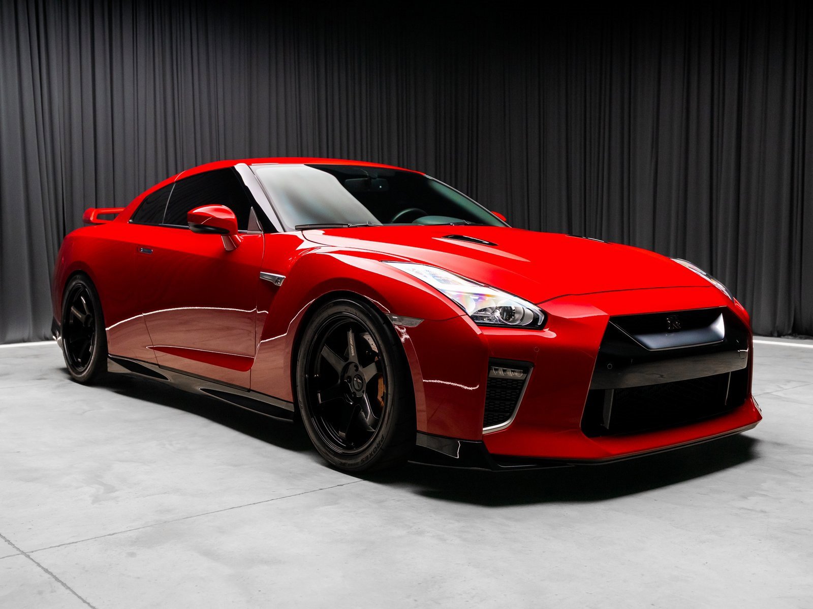 Used 2023 Nissan GT-R Premium w/ Floor Mat Package image 15
