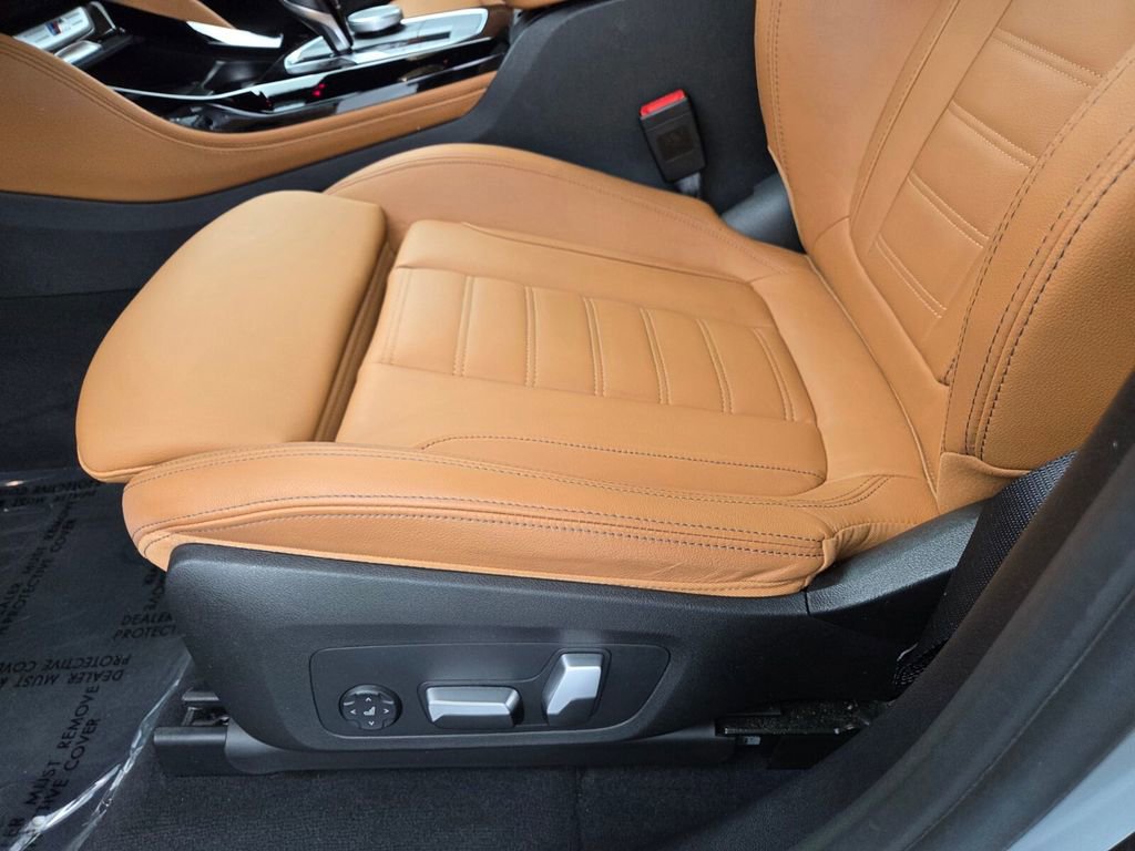 Used 2024 BMW X4 M40i AWD/4WD image 33