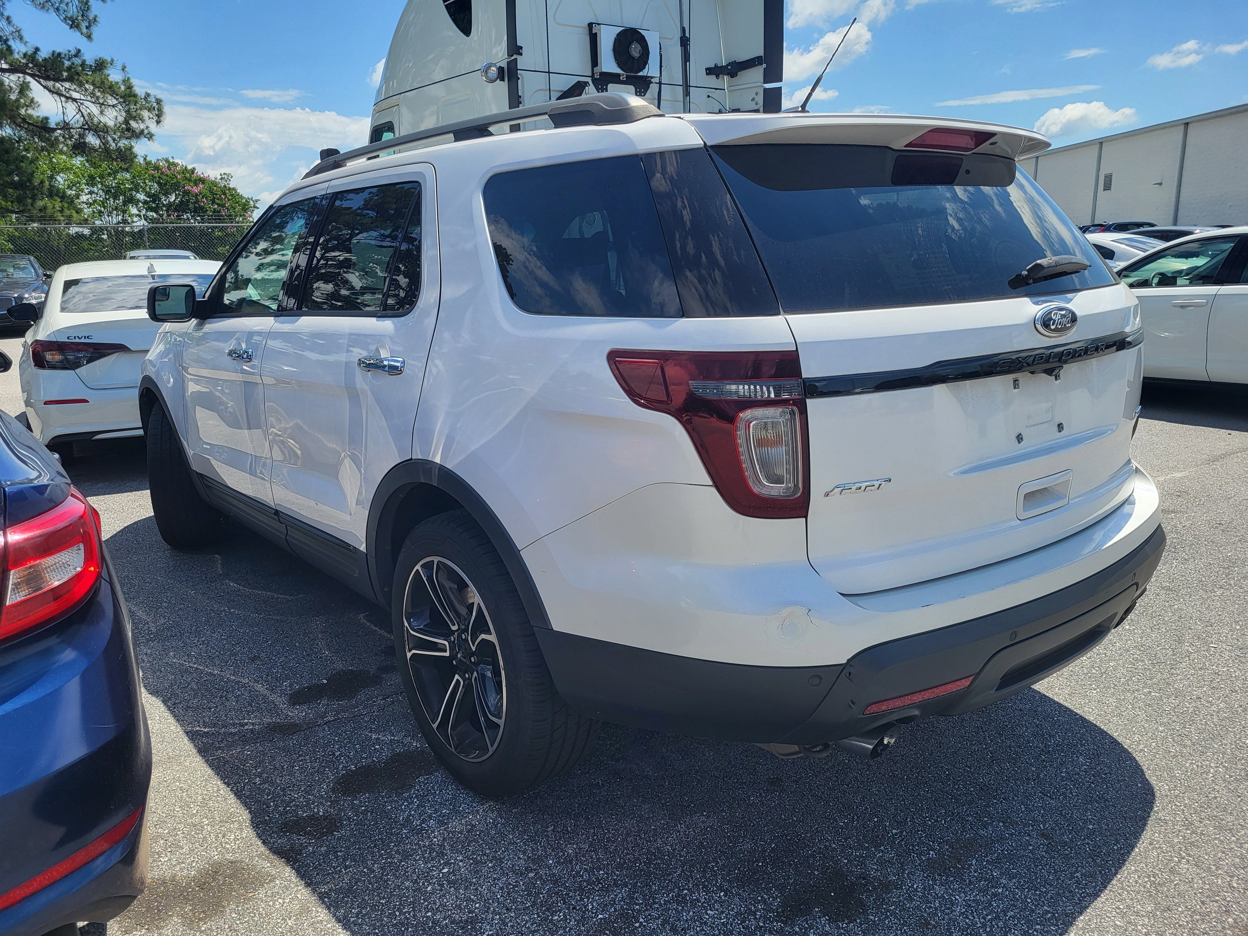 Used 2014 Ford Explorer Sport AWD/4WD image 6