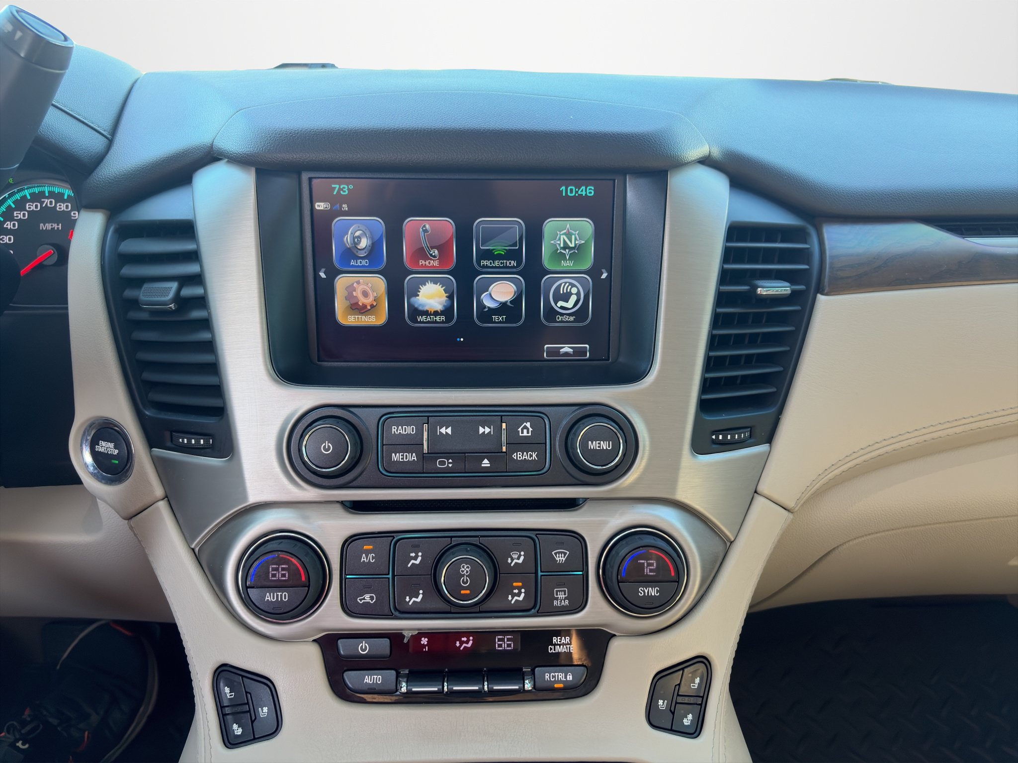 Used 2019 GMC Yukon XL Denali AWD/4WD image 18