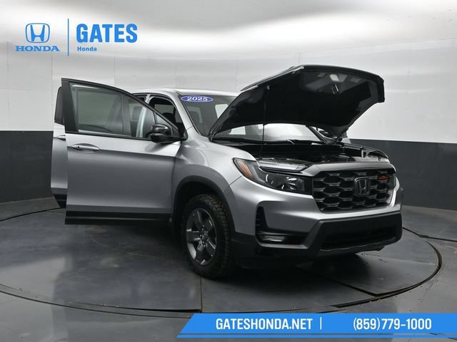 Certified 2025 Honda Ridgeline TrailSport image 57