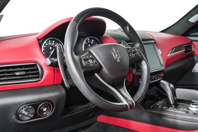 Certified 2022 Maserati Levante Trofeo AWD/4WD image 3