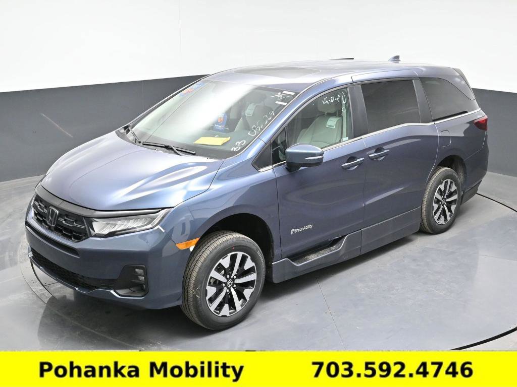 Used 2026 Honda Odyssey EX-L image 17