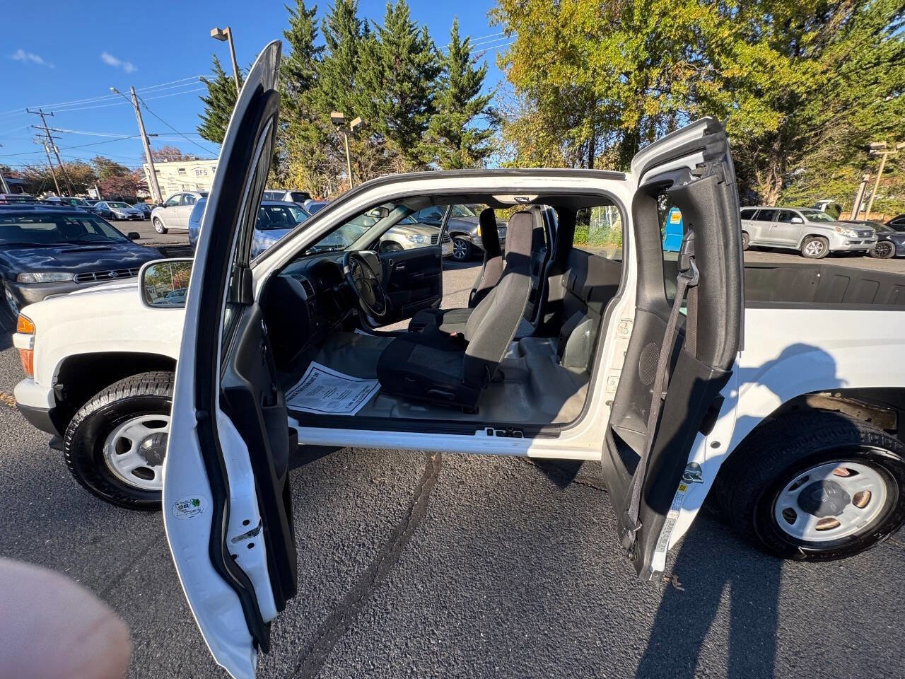 Used 2012 Chevrolet Colorado W/T image 18