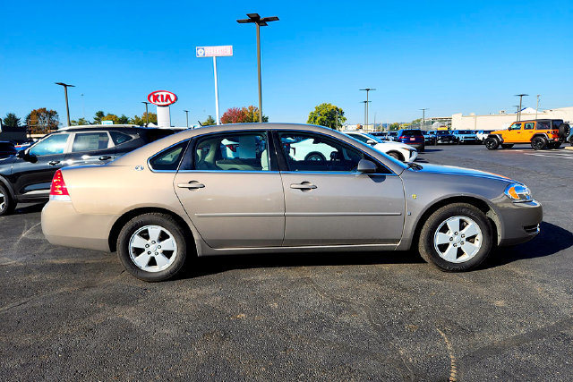 Used 2006 Chevrolet Impala LT w/ Preferred Equipment Group FWD image 28