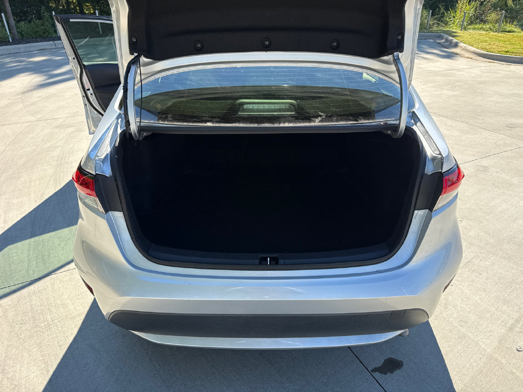 Used 2022 Toyota Corolla LE w/ LE Convenience Package FWD image 33